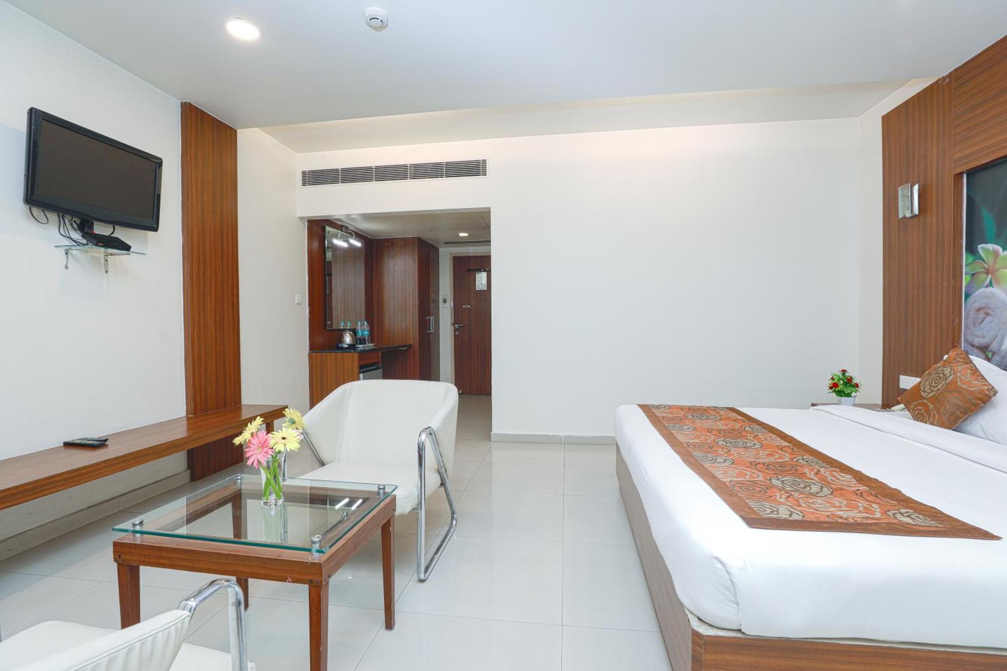 Hotel Le Castle Rudrapur Экстерьер фото